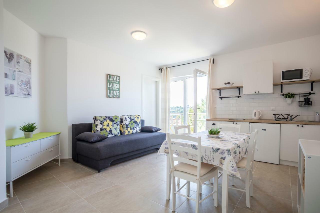 Apartmani Mariela Maslinica Quarto foto